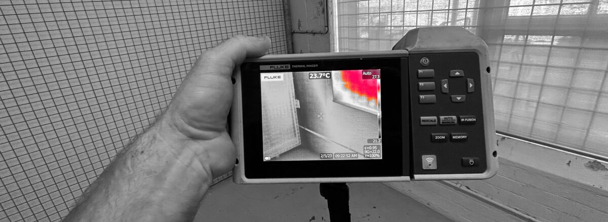 Water pipe search with thermal camera